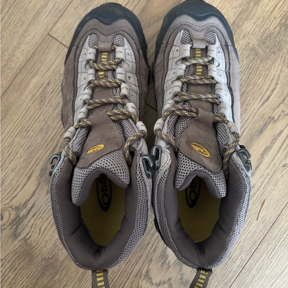 Obōz hiking boots. Size 10 - Picture 8 of 9
